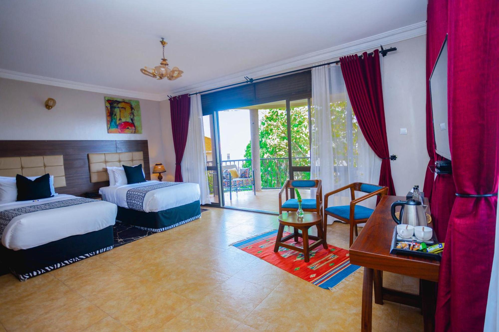 Gazelle Guest House Kampala Bagian luar foto
