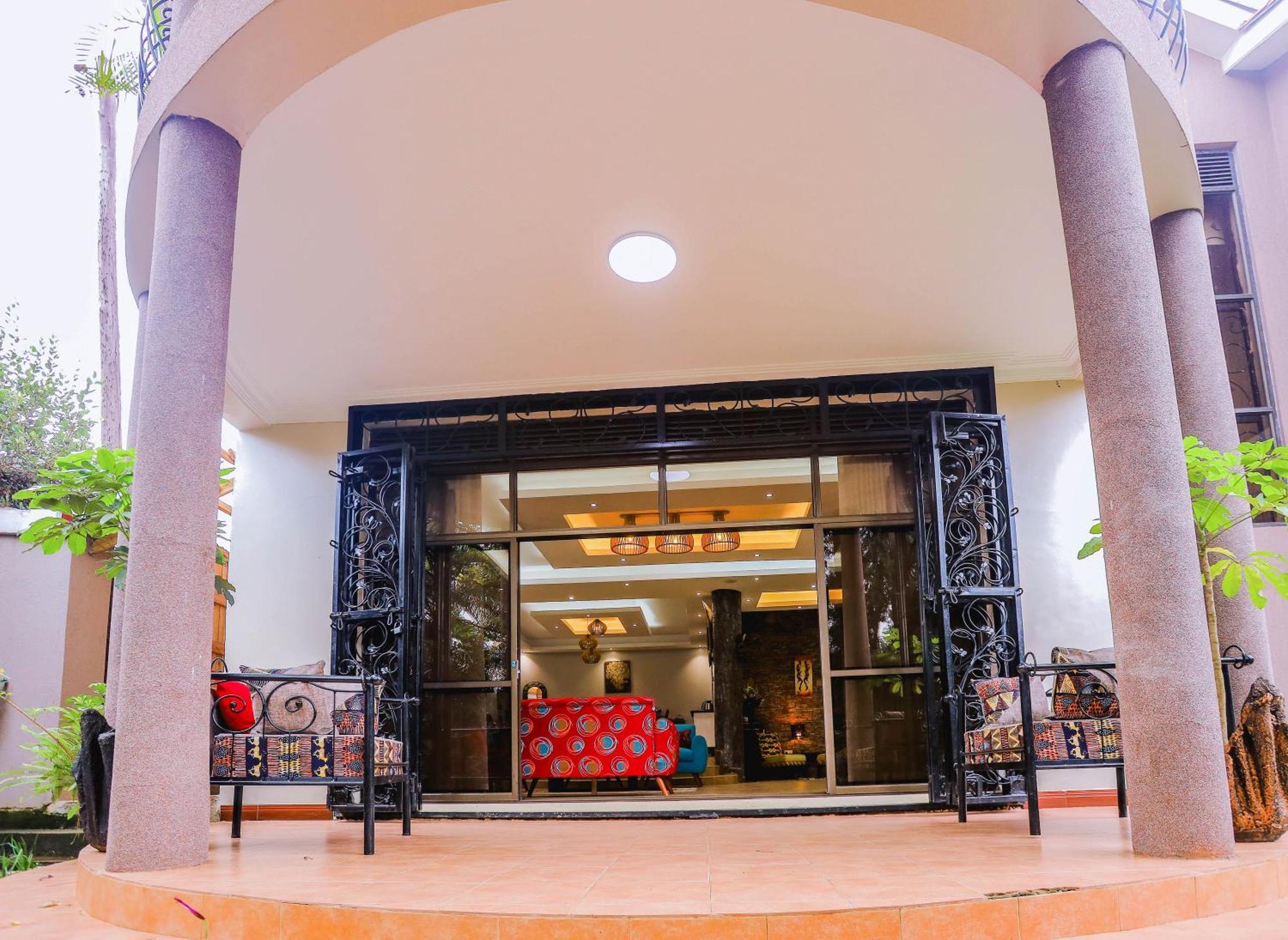 Gazelle Guest House Kampala Bagian luar foto